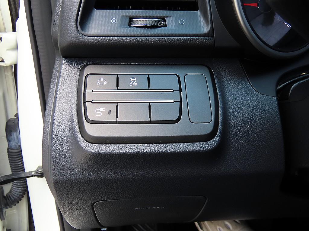 KGM TIBOLI — photo 12