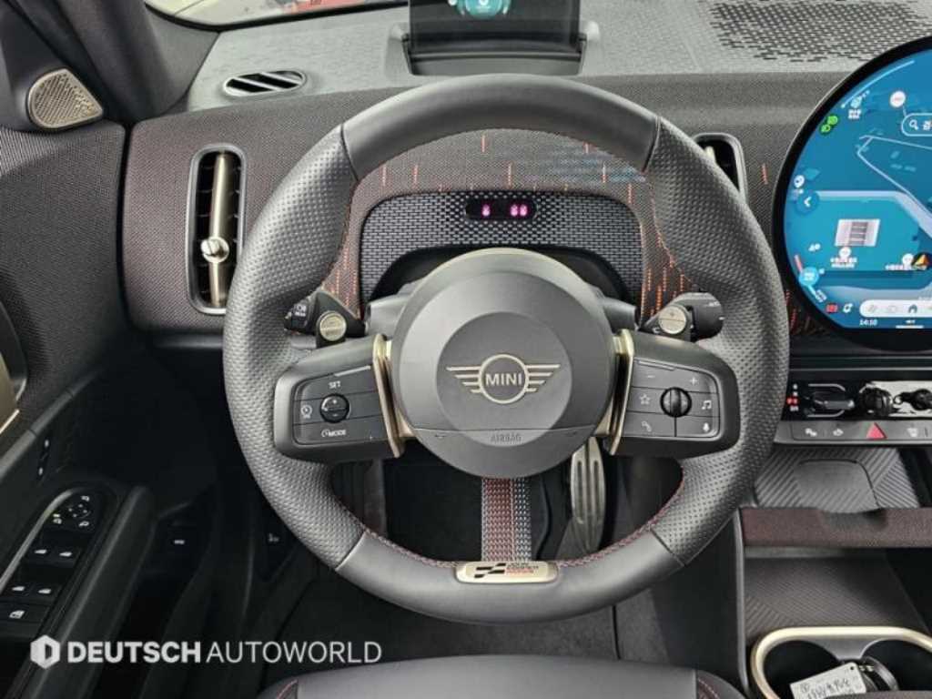Mini Countryman — photo 13