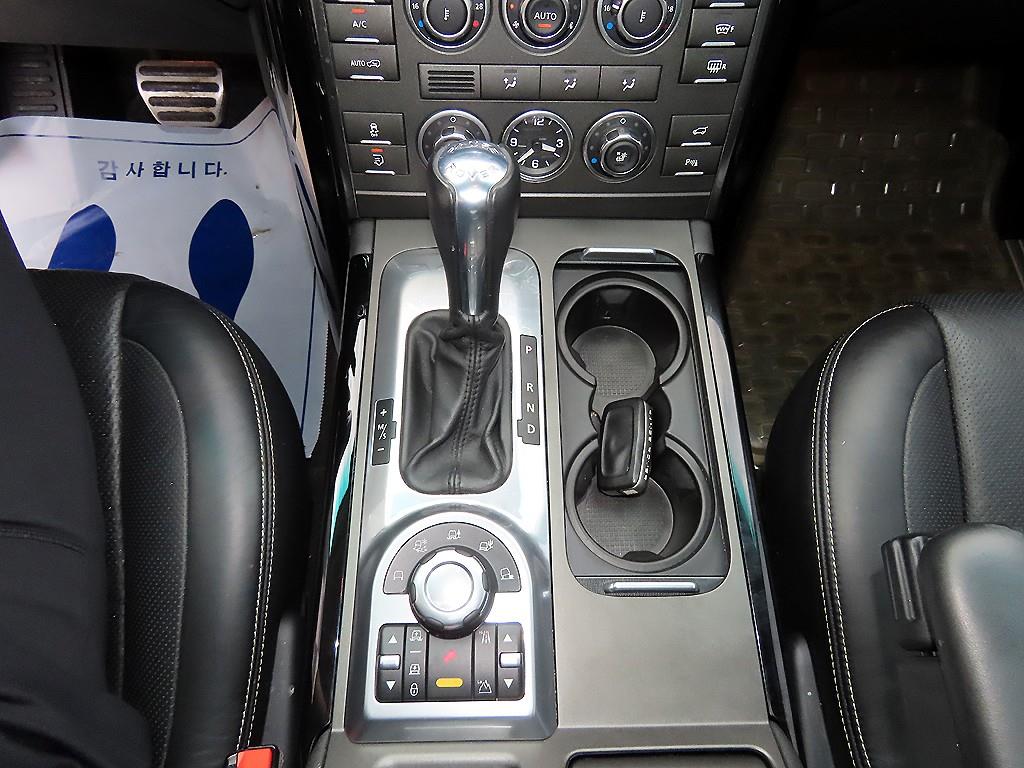 Land Rover Range Rover — photo 10