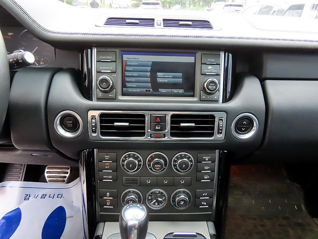 Land Rover Range Rover — photo 12