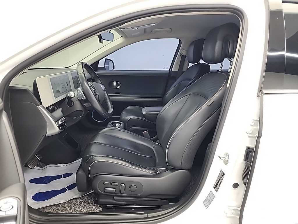 Hyundai Ioniq5 — photo 11