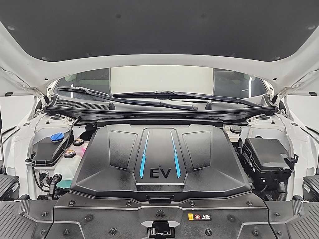 Hyundai Ioniq5 — photo 05