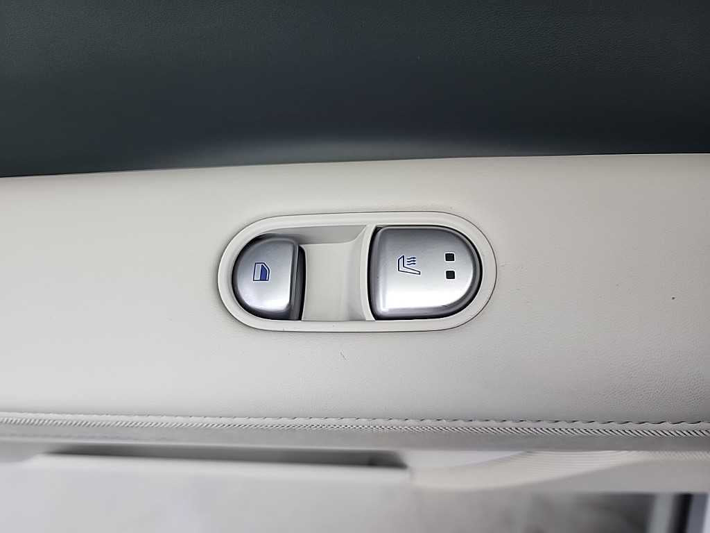Hyundai Ioniq5 — photo 14