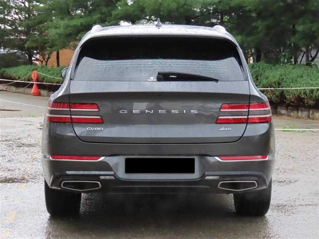 Genesis GV80 — photo 04