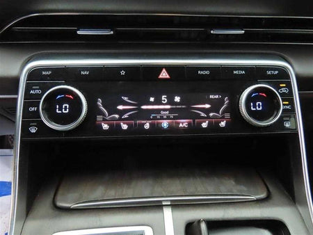 Genesis GV80 — photo 14