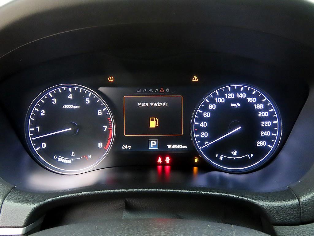 Hyundai Genesis — photo 09