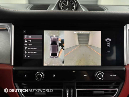 Porsche Macan — photo 15