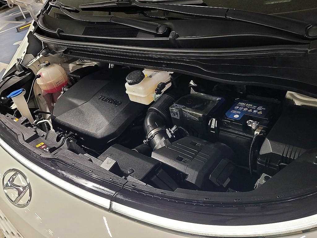 Hyundai Staria — photo 19
