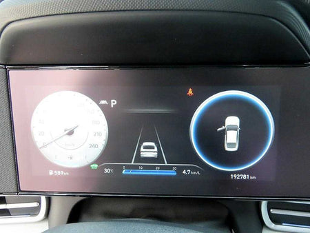 Hyundai Avante — photo 09