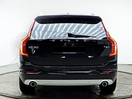 Volvo XC90 — photo 03