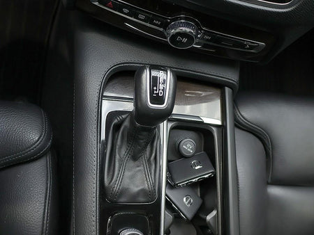 Volvo XC90 — photo 10