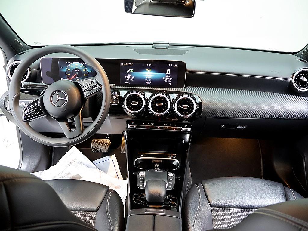Mercedes-Benz A-Class — photo 05