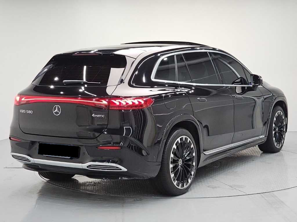 Mercedes-Benz EQS — photo 04