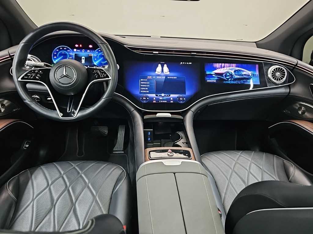 Mercedes-Benz EQS — photo 06