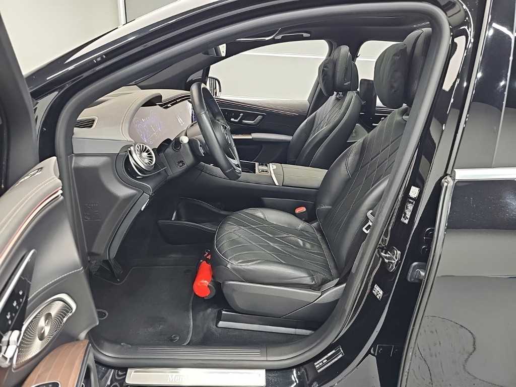 Mercedes-Benz EQS — photo 10