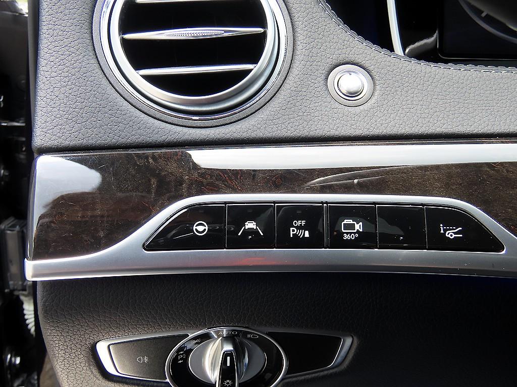 Mercedes-Benz S-Class — photo 12