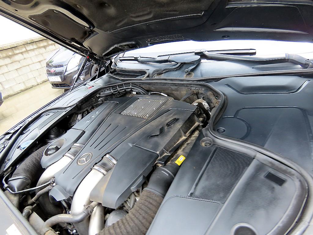 Mercedes-Benz S-Class — photo 19
