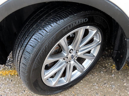 Ford Explorer — photo 20