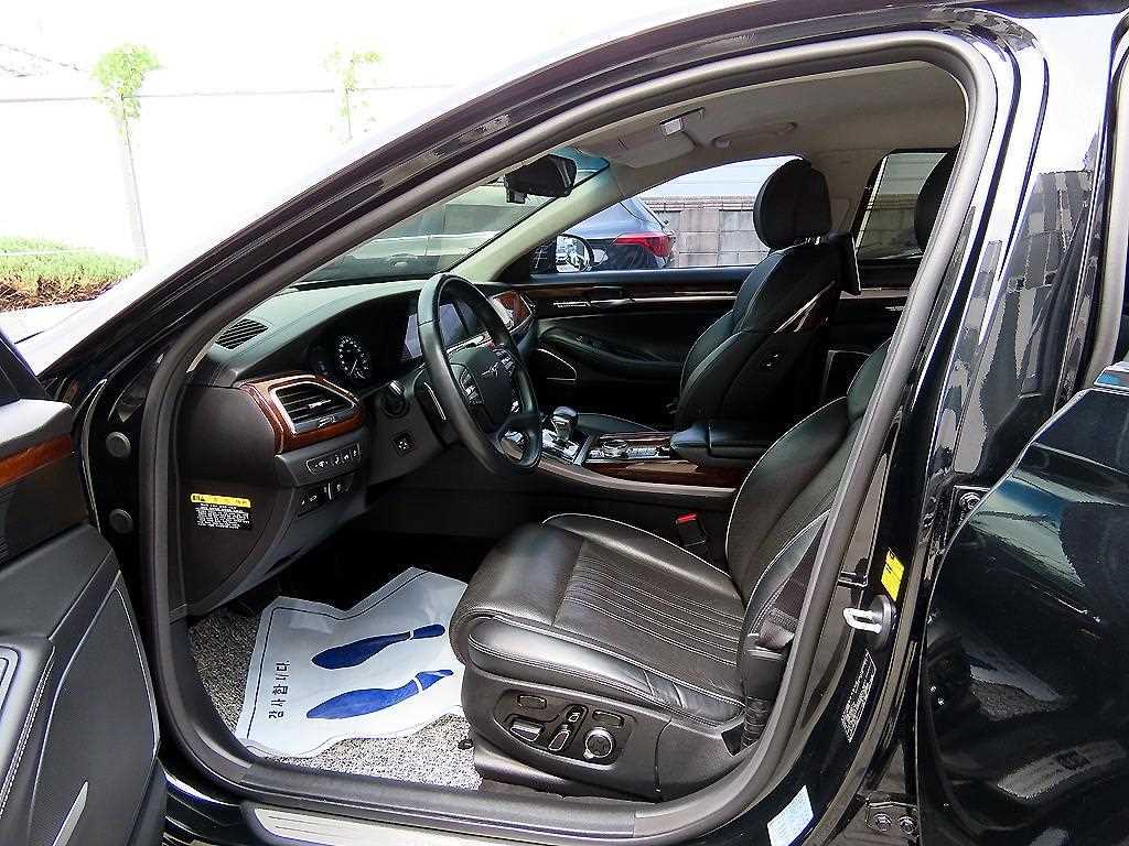 Genesis EQ900 — photo 05