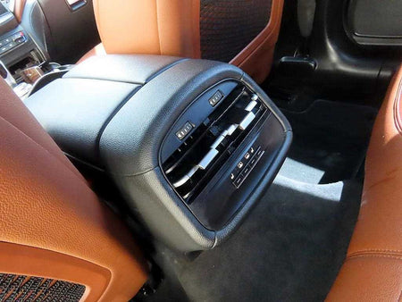 Maserati Ghibli — photo 16