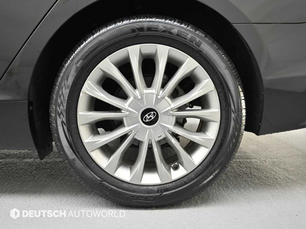 Hyundai Sonata — photo 05