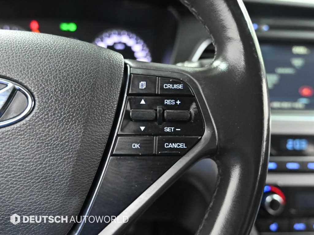 Hyundai Sonata — photo 16