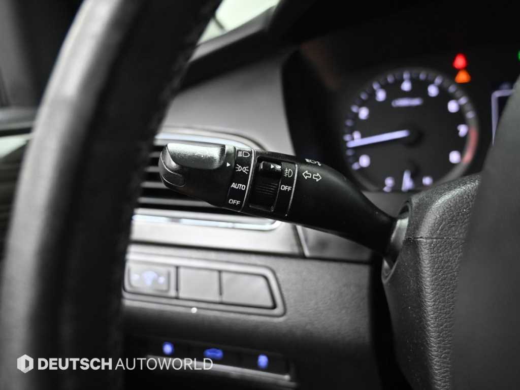 Hyundai Sonata — photo 17