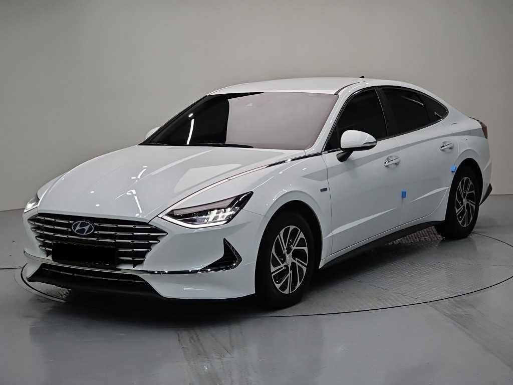 Hyundai Sonata — photo 01