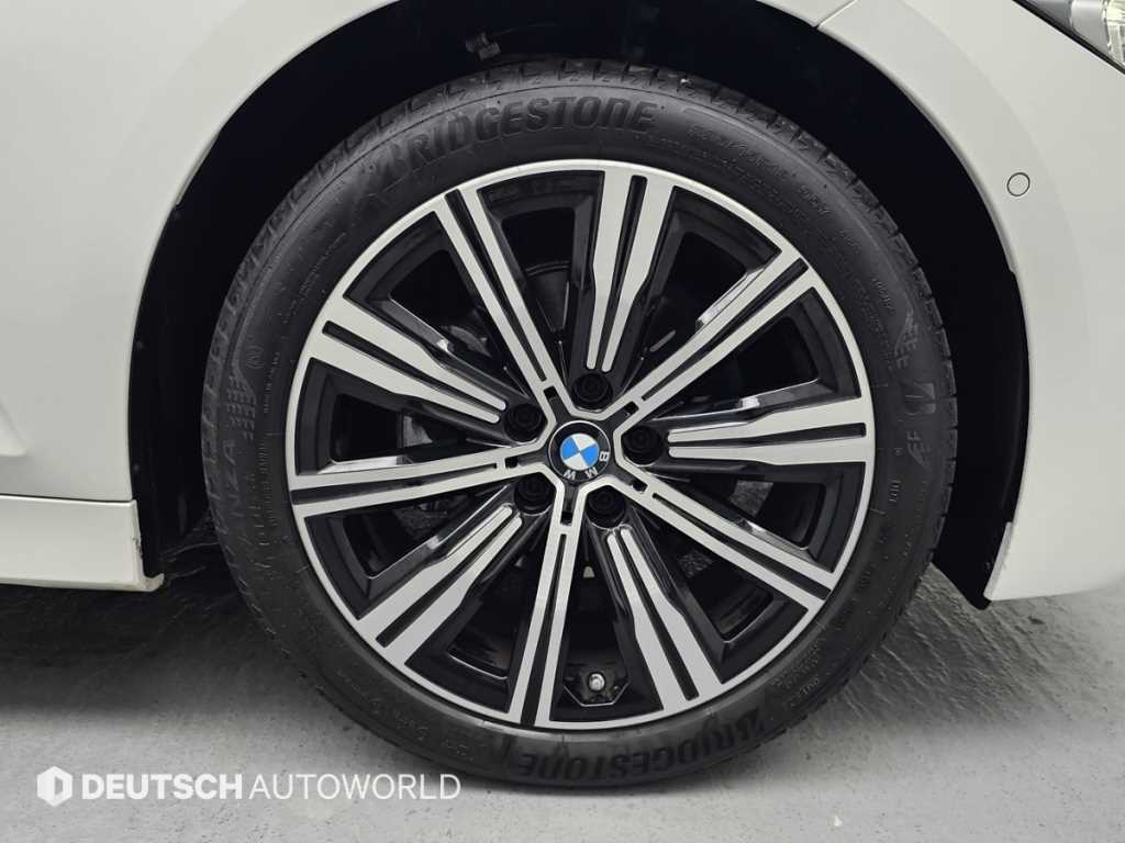 BMW 3-Series — photo 05