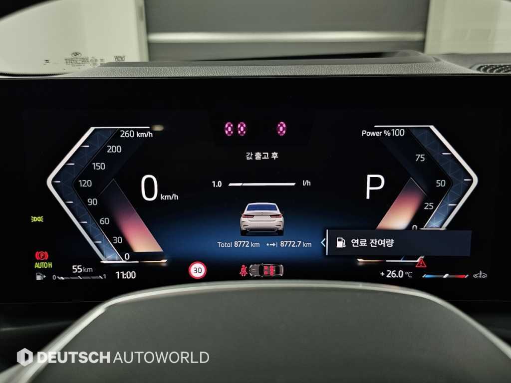 BMW 3-Series — photo 08