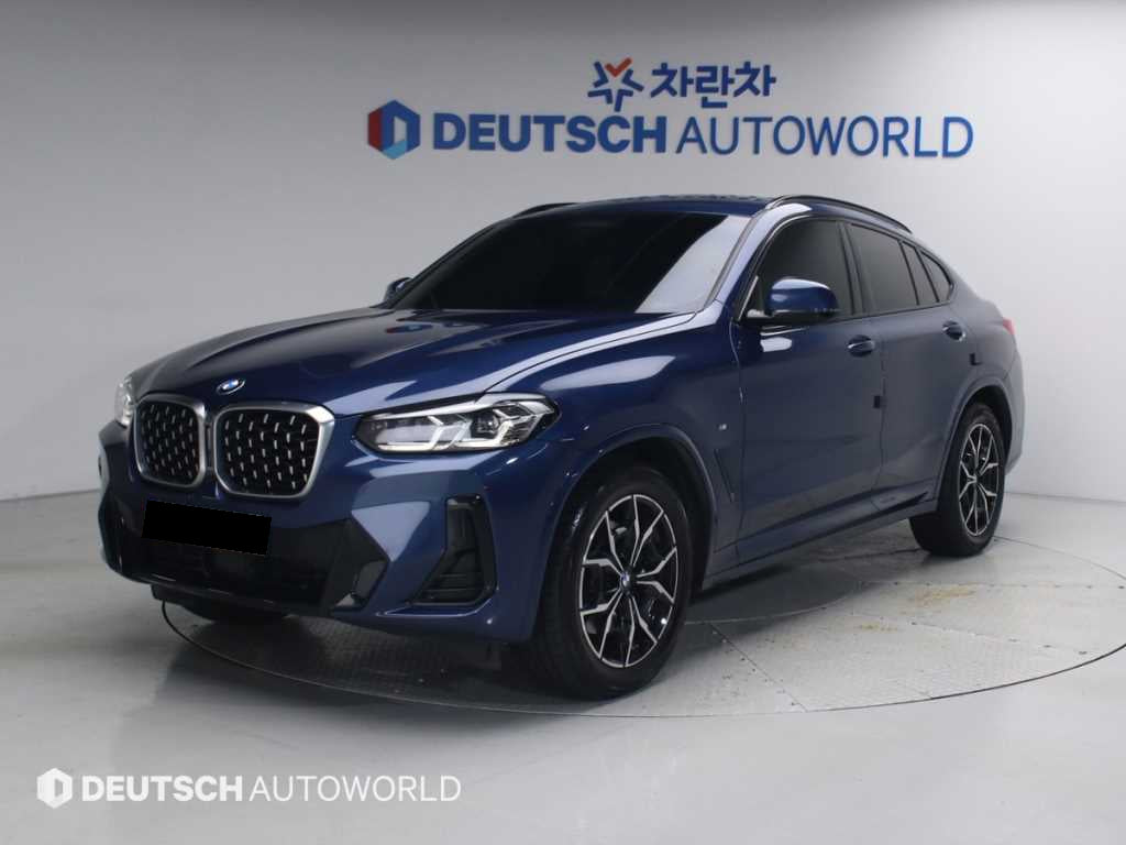 BMW X4 — photo 01