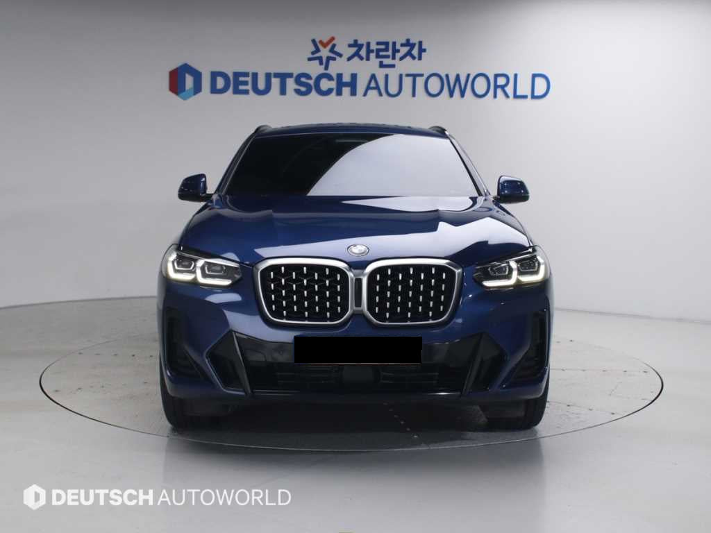 BMW X4 — photo 03
