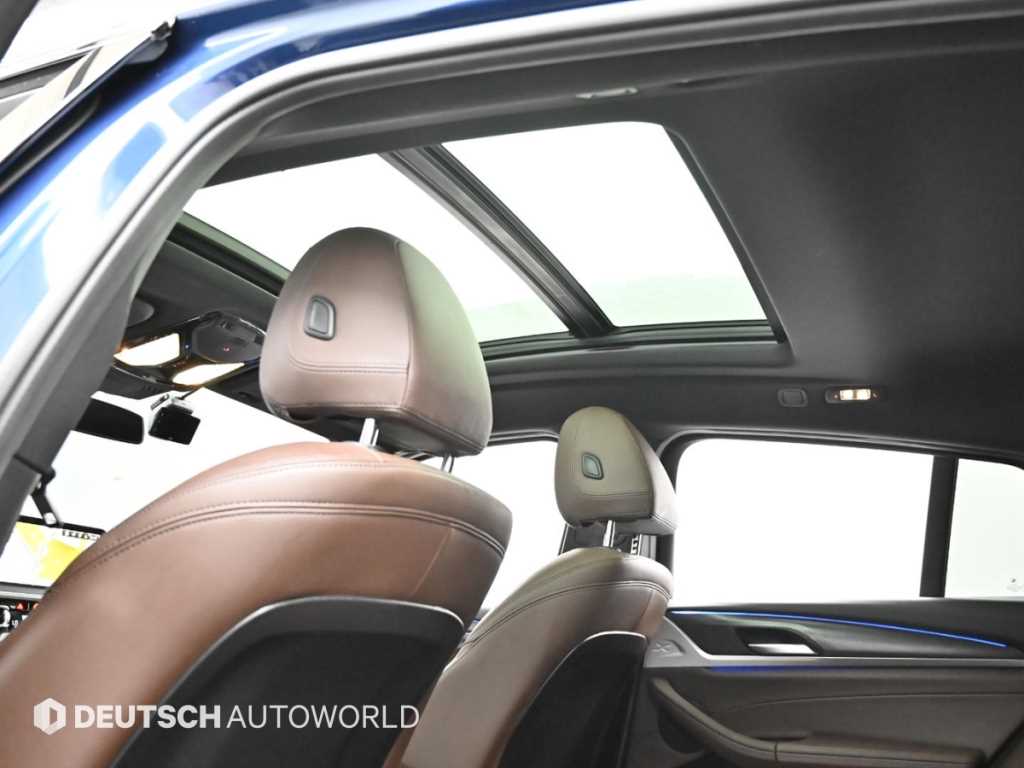 BMW X4 — photo 18