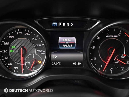 Mercedes-Benz GLA-Class — photo 08