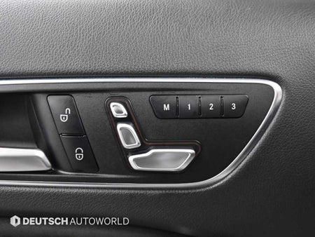Mercedes-Benz GLA-Class — photo 16