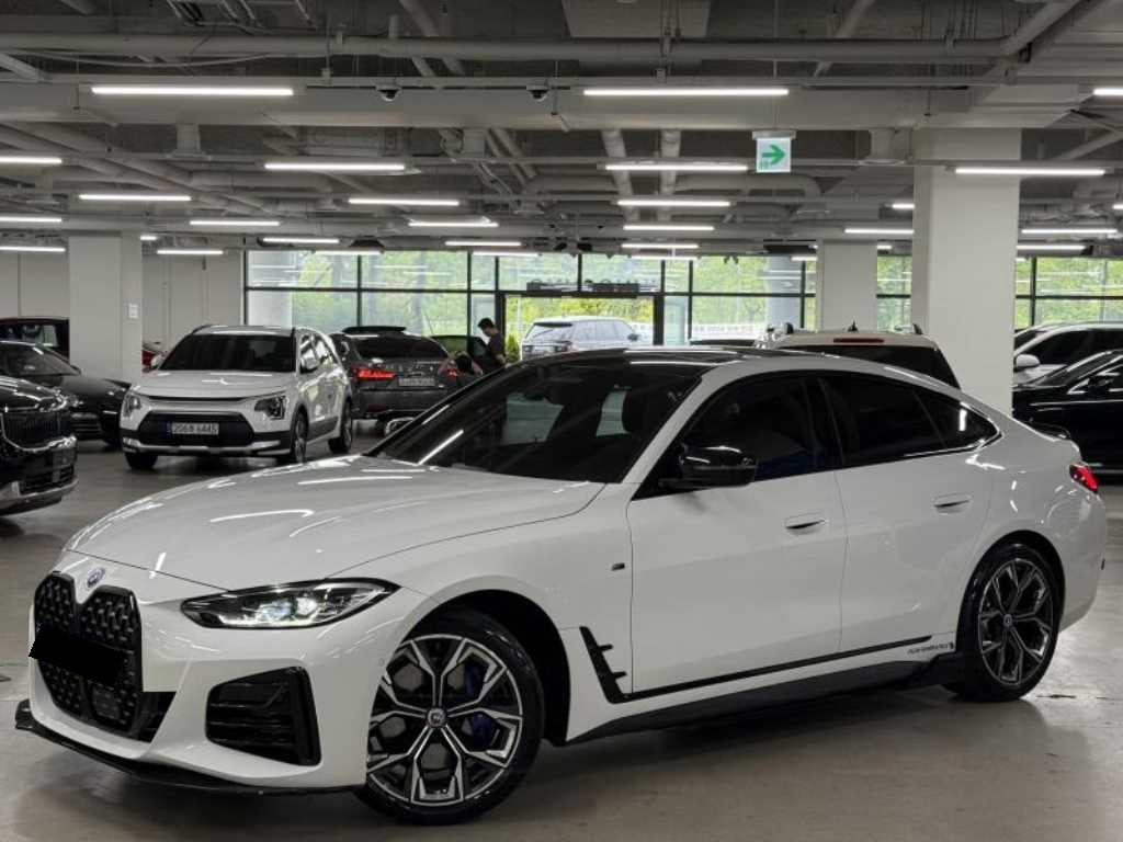 BMW 4-Series — photo 01