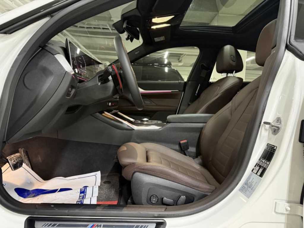 BMW 4-Series — photo 09