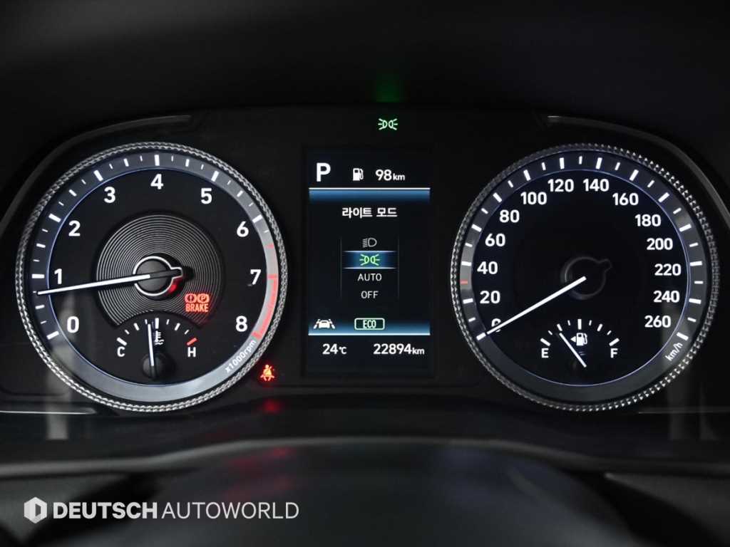Hyundai Sonata — photo 08