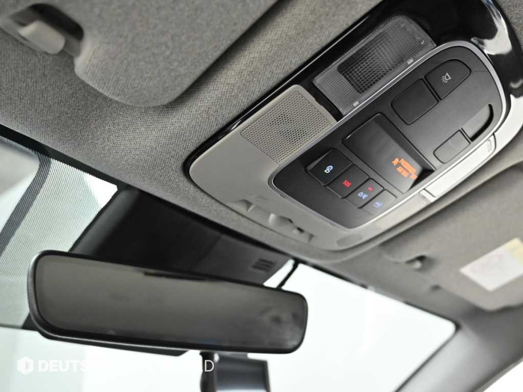 Hyundai Sonata — photo 18
