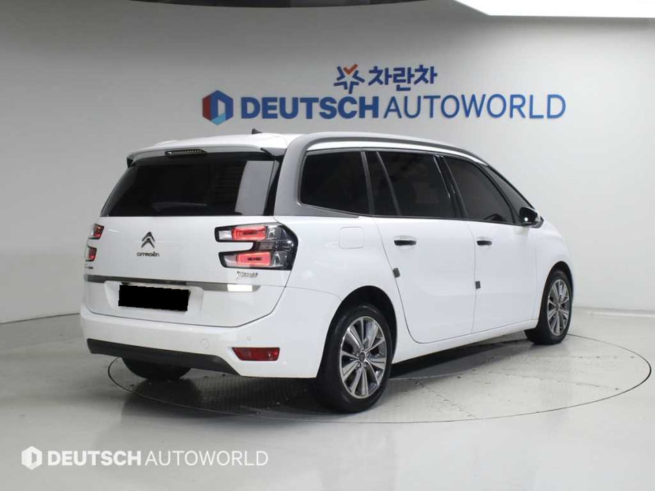 Citroen C4 Picasso — photo 02