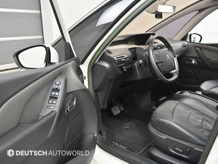 Citroen C4 Picasso — photo 11