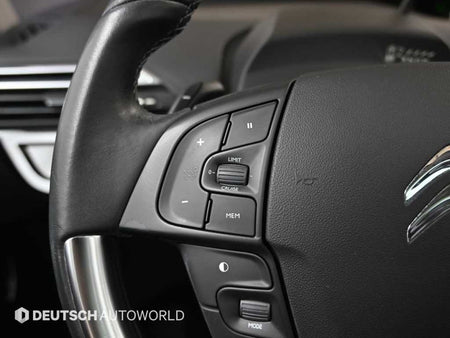 Citroen C4 Picasso — photo 16