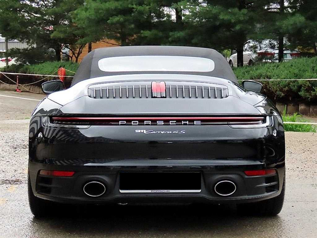 Porsche 911 — photo 04