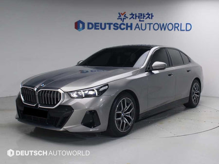 BMW 5-Series — photo 01