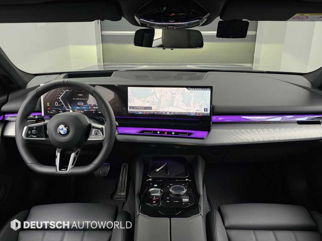 BMW 5-Series — photo 07
