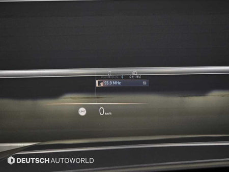 BMW 5-Series — photo 17