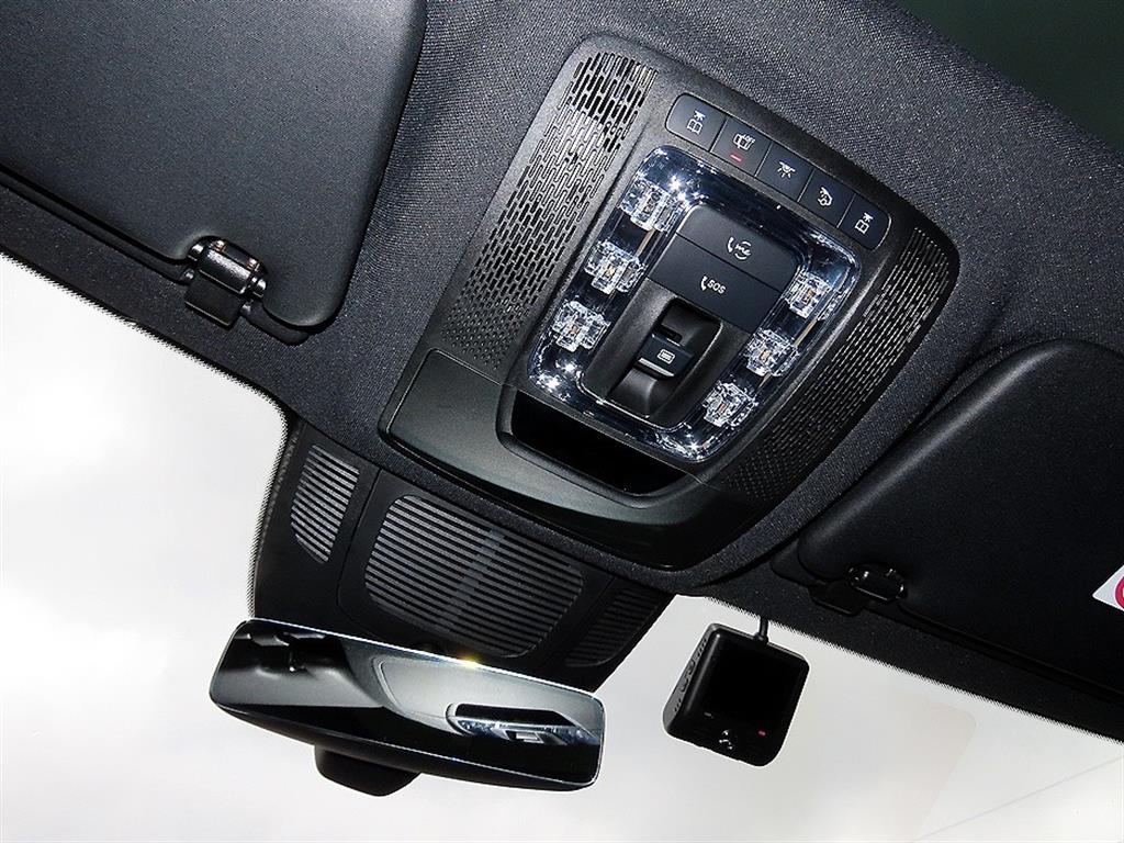 Mercedes-Benz GLS-Class — photo 13