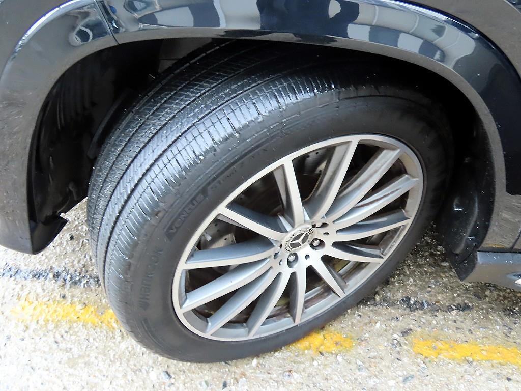 Mercedes-Benz GLS-Class — photo 20