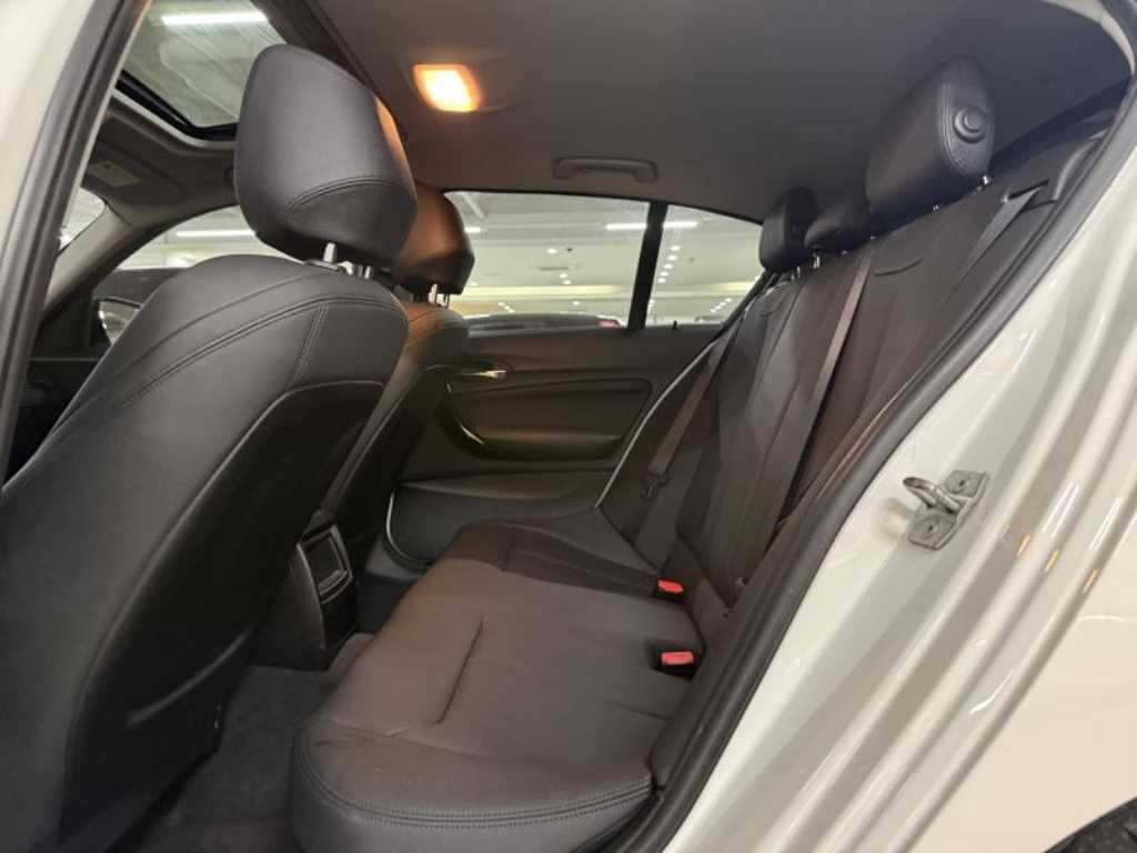 BMW 1-Series — photo 11