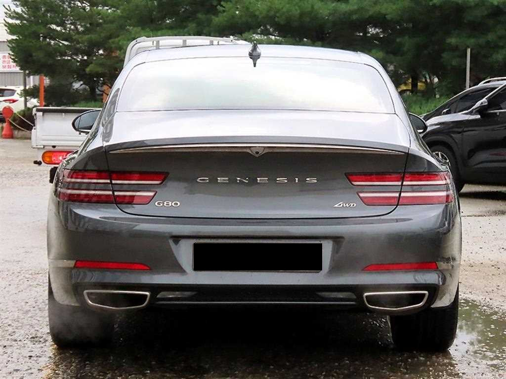 Genesis G80 — photo 04
